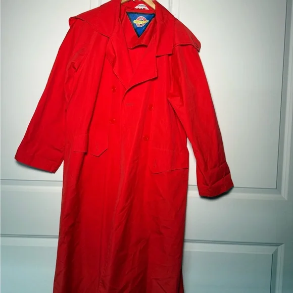 Women’s Vintage Red Double-Breasted Trench Coat - Picture 2 of 7